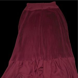 Cute Flowy skirt